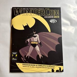 2019 WonderCon Anaheim Program / Schedule Souvenir Book Batman DC Cover